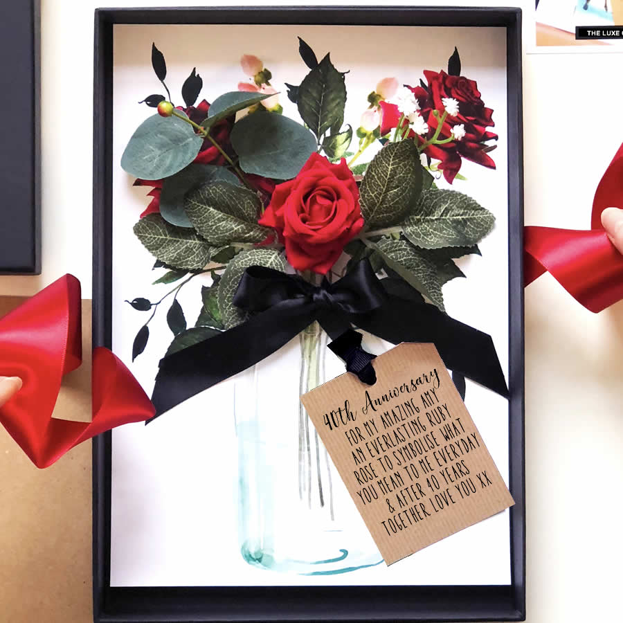 Ruby rose anniversary roses card | The Luxe Co