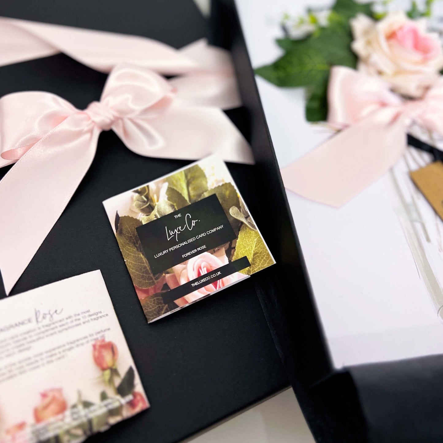 Rose scented cards - The Luxe Co