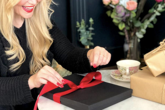 Luxury boxed valentines cards | Let Luxe Cards make your day special. All of our luxury scented cards come housed in luxury gift box that is tissue lined and tied with a big satin bow in over 25 colours to make a gift out of opening every single card.