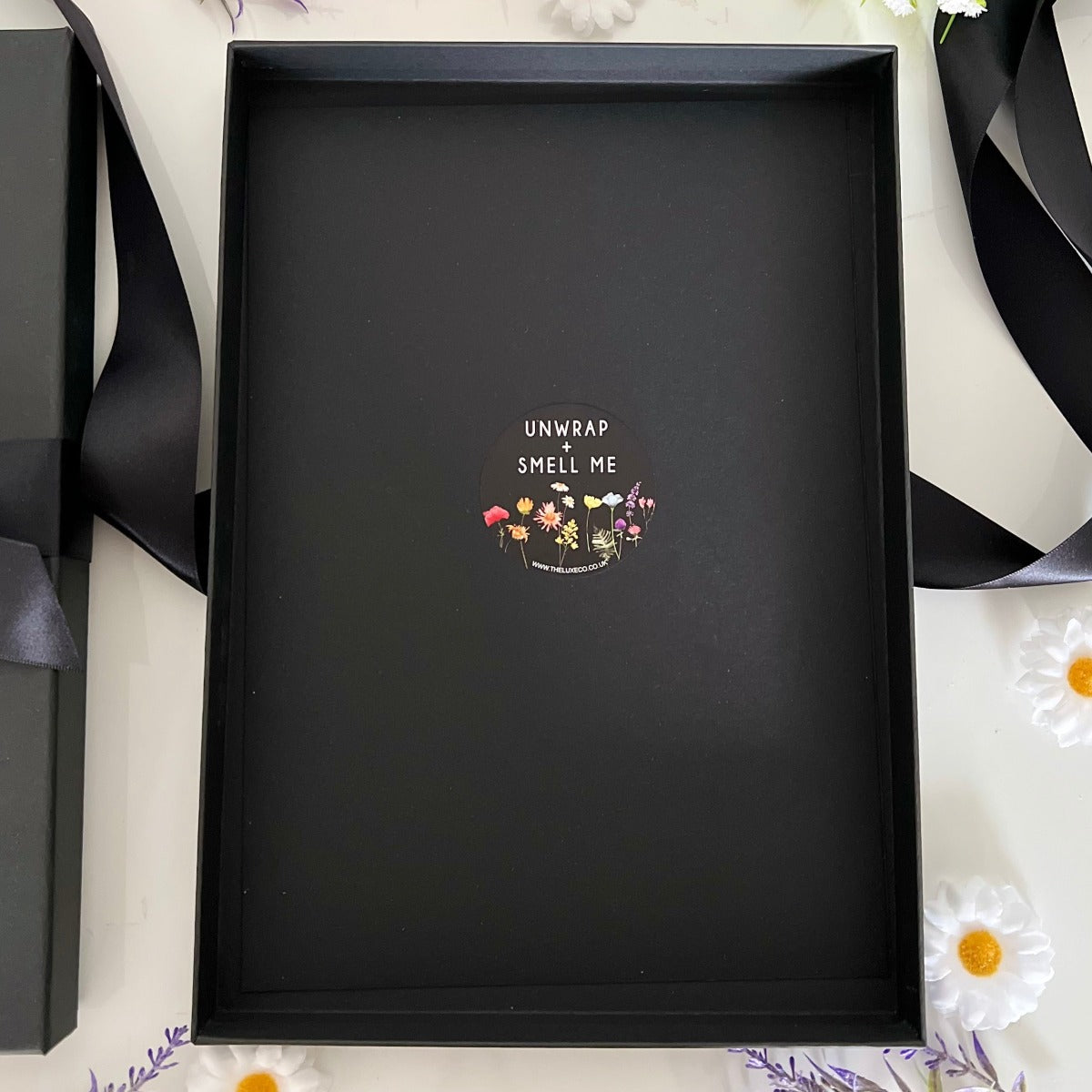Calla Lily cards come boxed in beautiful black gift box