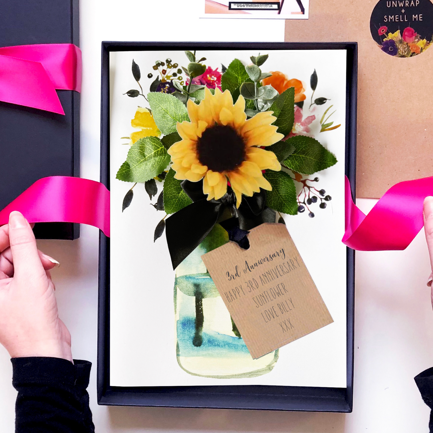 Bloom 3rd anniversary card sunflowers - the material for the 3rd anniversary flower | The Luxe Co